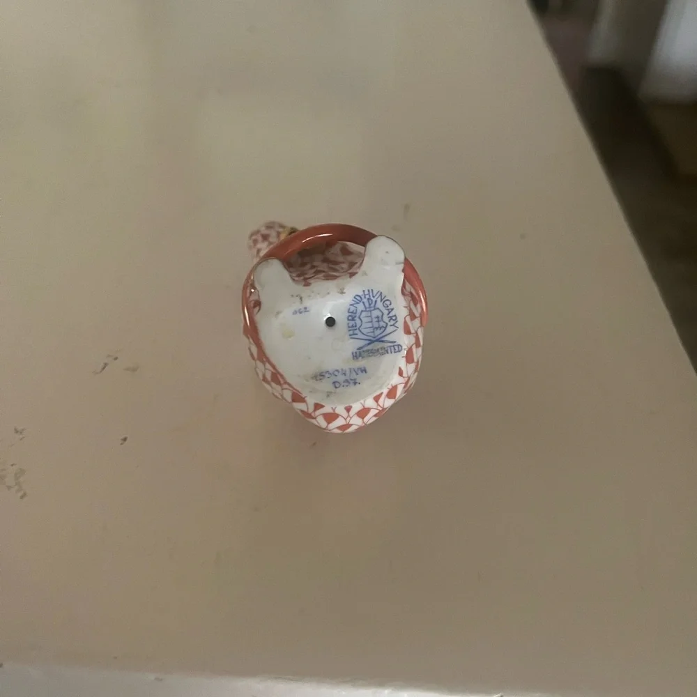 Wonderful Herend Rust Porcelain Mouse Figurine. Excellent condition.Retired 2015 - Picture 8 of 8